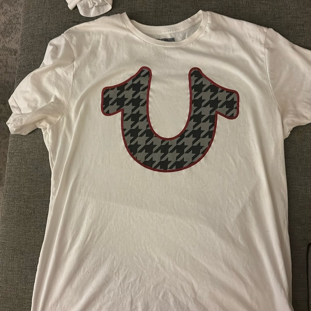 TR shirt